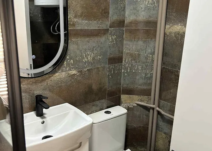 Apartamento Spacious Modern Aerodrom